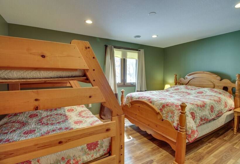 Breezy Point House W/ Dock On Pelican Lake!