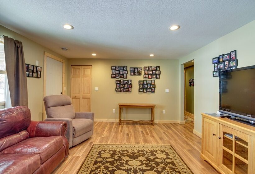 Breezy Point House W/ Dock On Pelican Lake!