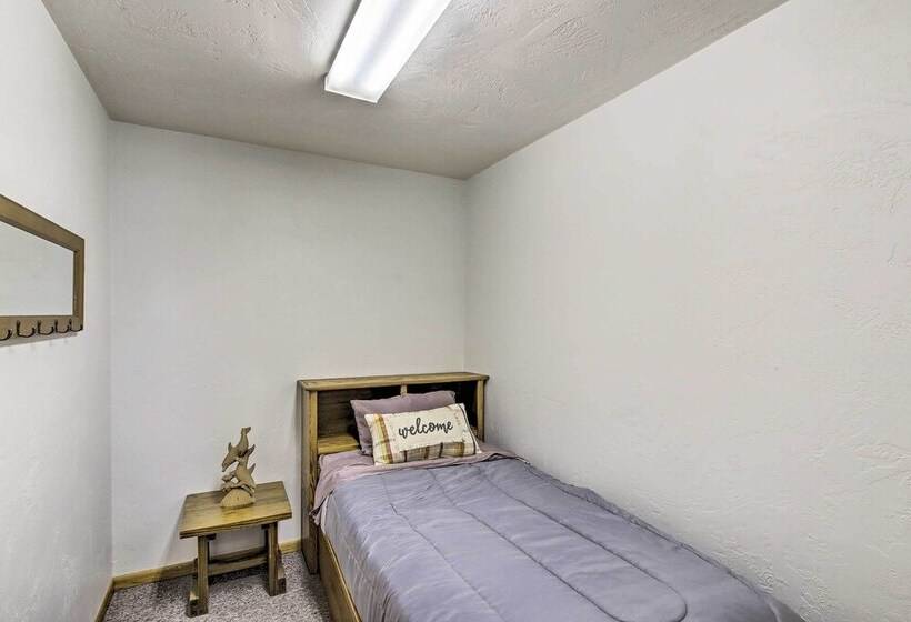 Bright Cecil Home W/ Boat Dock & Lake Access!