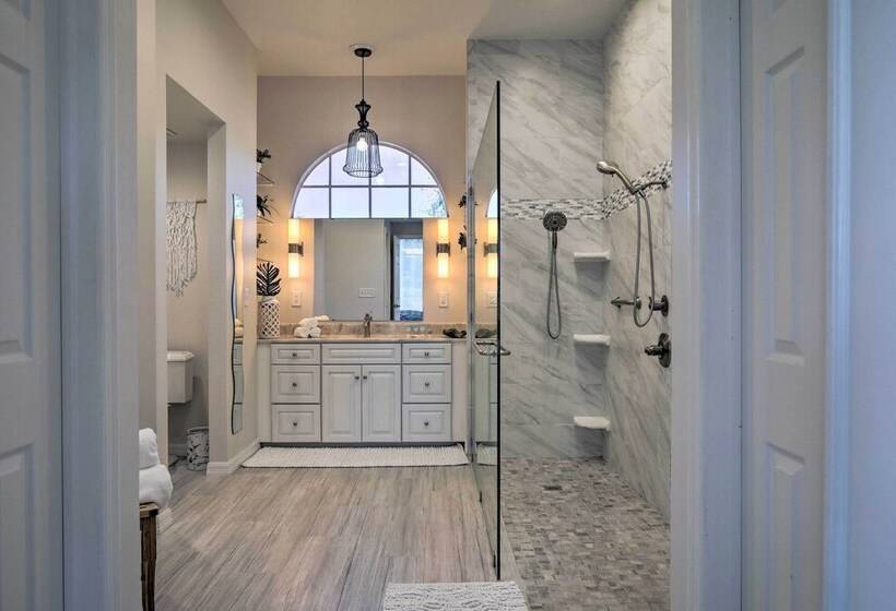 Bright & Sunny Riverview Oasis W/ Pool & Pond