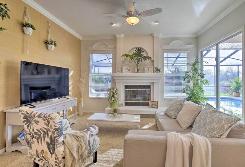 Bright & Sunny Riverview Oasis W/ Pool & Pond