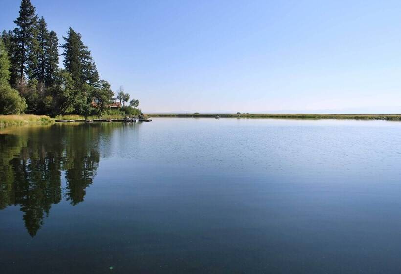 Cabin W/ Hot Tub, By Crater Lake Nat L Park!