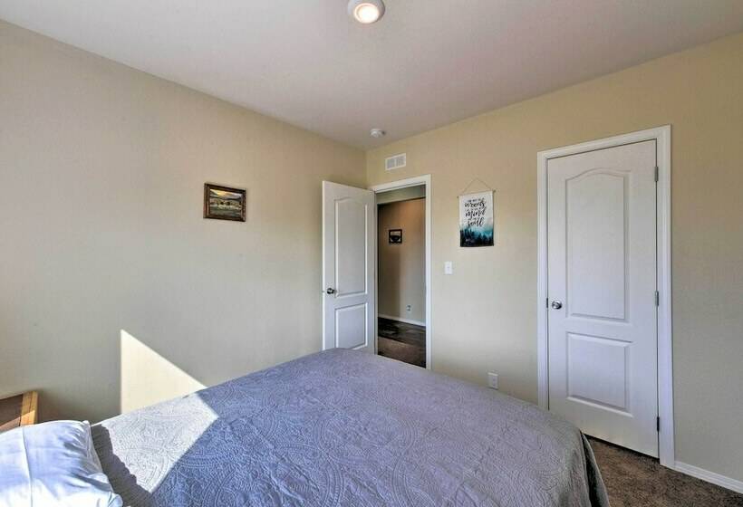 Cedaredge Hideaway W/ Grill & Mountain Views!