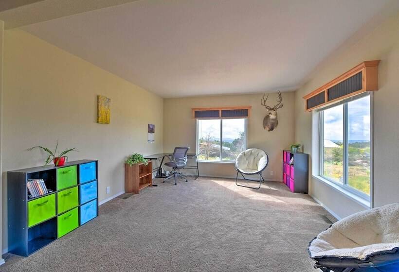 Cedaredge Hideaway W/ Grill & Mountain Views!