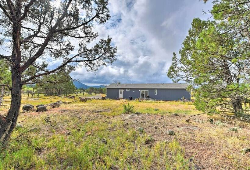 Cedaredge Hideaway W/ Grill & Mountain Views!