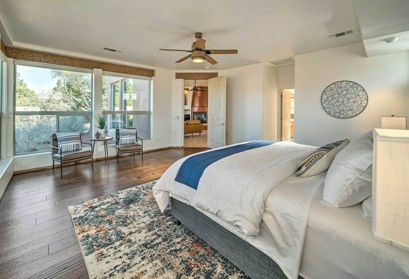 Central Sedona Home W/ Red Rock Mtn View, Fire Pit