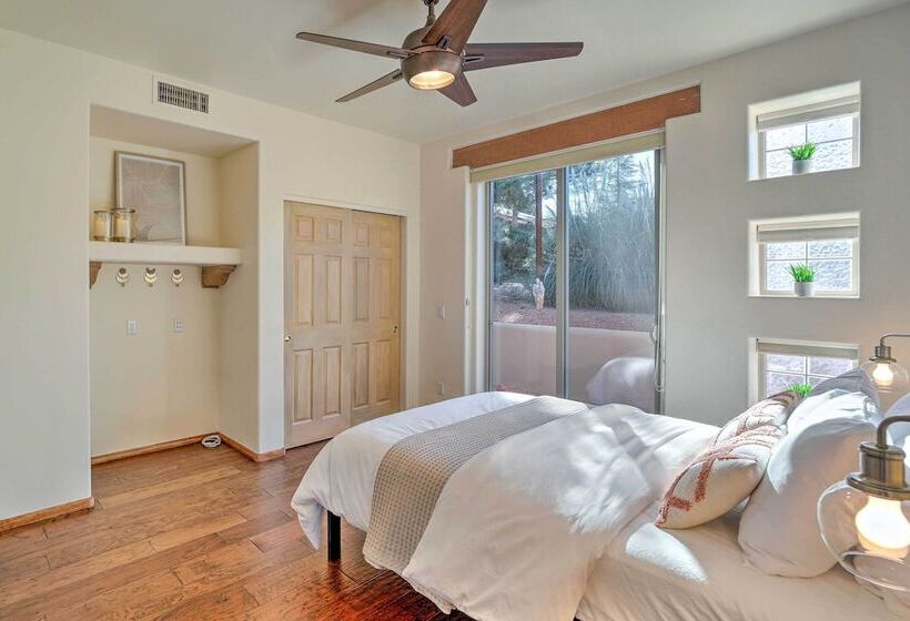 Central Sedona Home W/ Red Rock Mtn View, Fire Pit