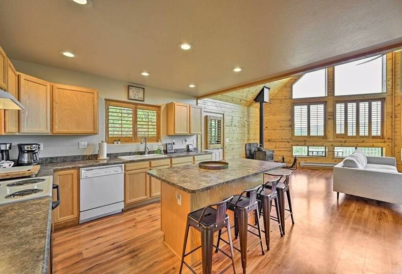 Chalet Style Pine Cabin W/ Wraparound Deck & Views