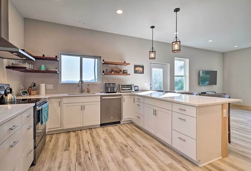 Charming Blue Ridge Mtn Home With Sauna + Grill!