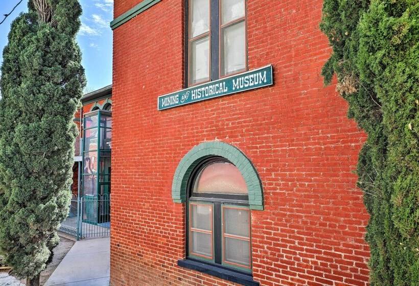 Charming Home W/ Balcony   Walk To Main Street!