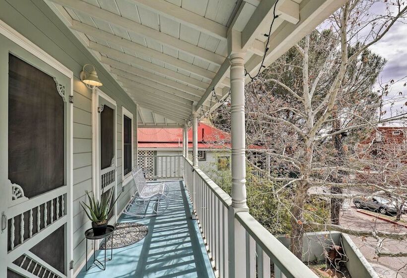 Charming Home W/ Balcony   Walk To Main Street!