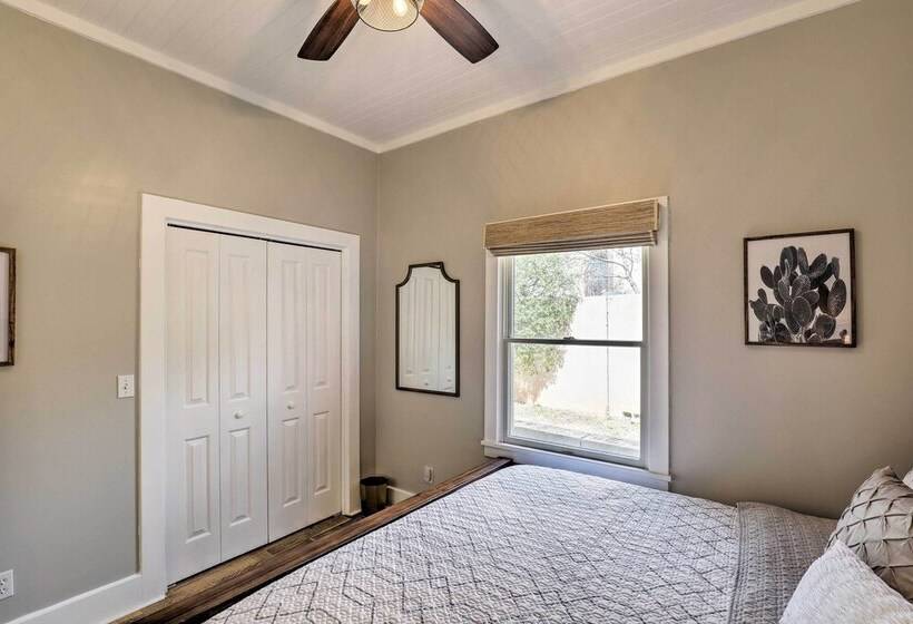 Charming Home W/ Balcony   Walk To Main Street!