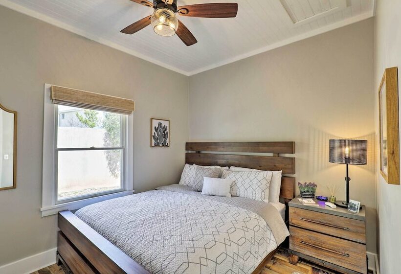 Charming Home W/ Balcony   Walk To Main Street!