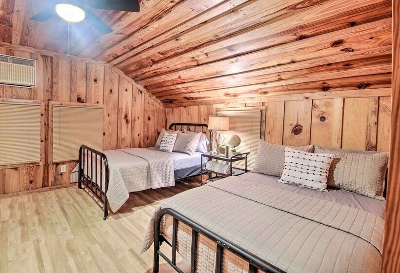 Charming Lakefront Retreat W/ Pier & Grill!