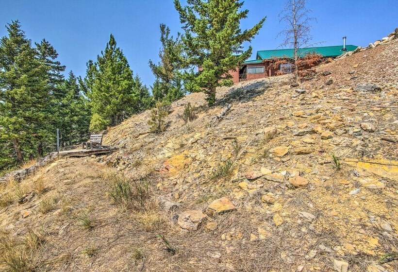 Charming Montana Retreat W/ Mountain Views!