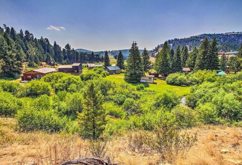 Charming Montana Retreat W/ Mountain Views!