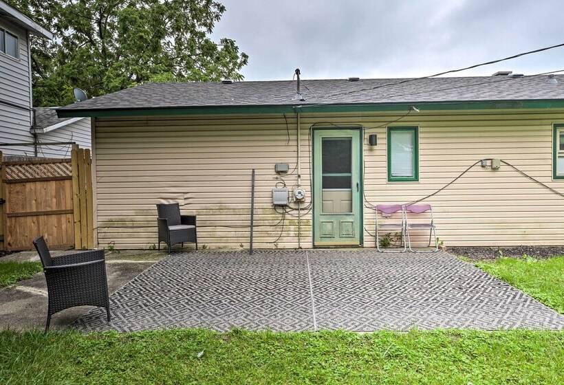 Sauk Village Ranch Home W/ Yard + Fireplace!