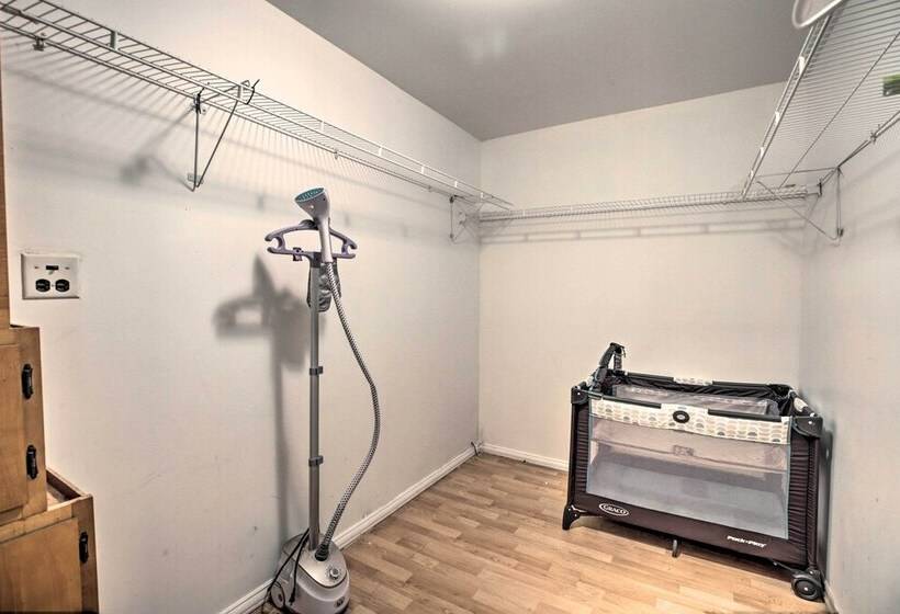 Sauk Village Ranch Home W/ Yard + Fireplace!