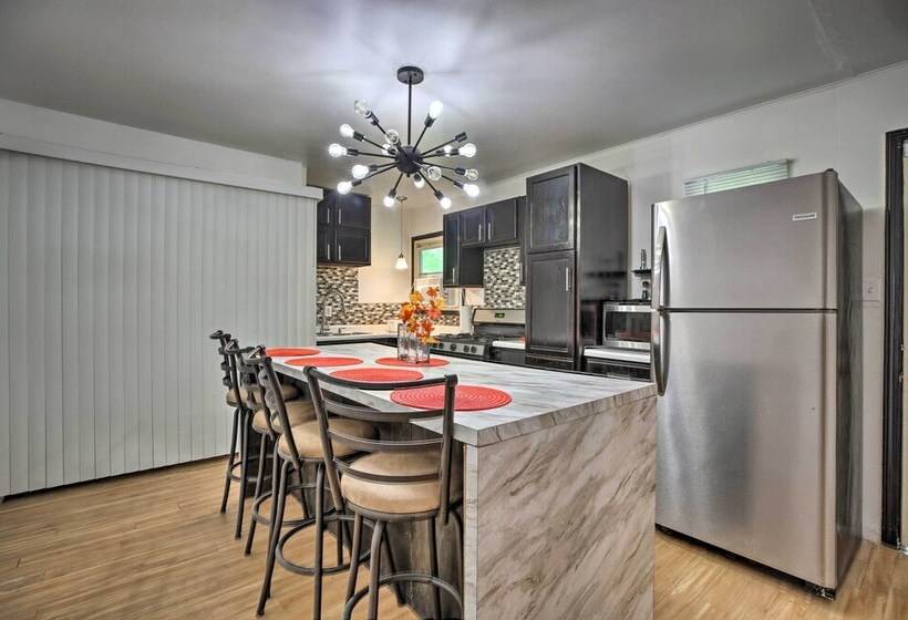 Sauk Village Ranch Home W/ Yard + Fireplace!