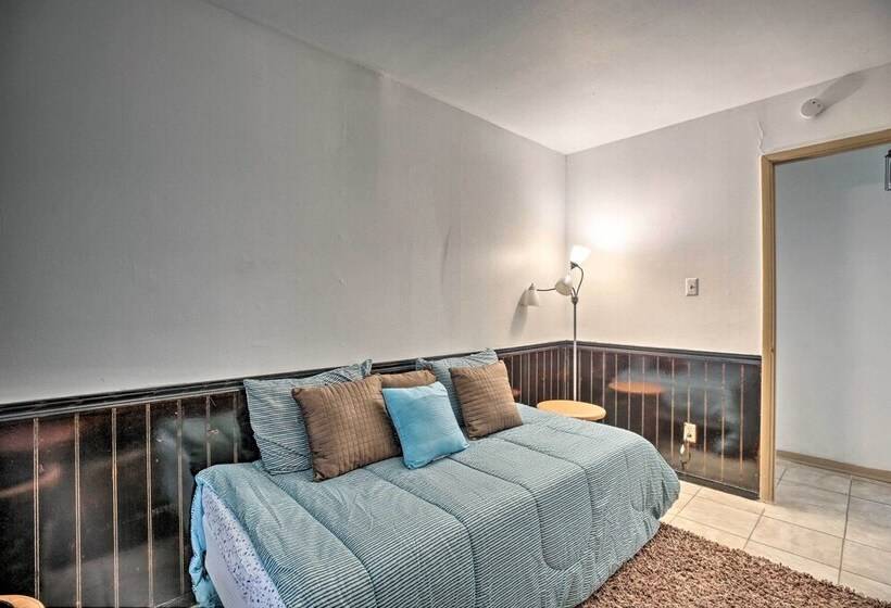 Sauk Village Ranch Home W/ Yard + Fireplace!