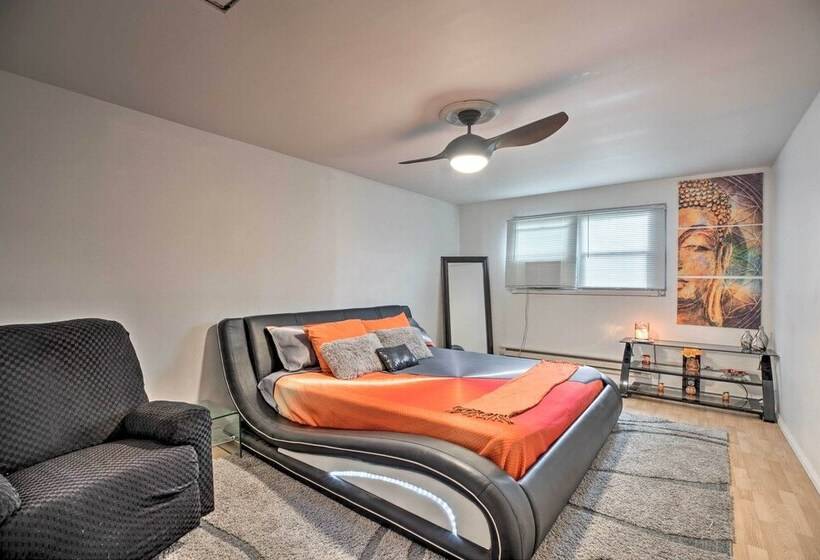 Sauk Village Ranch Home W/ Yard + Fireplace!