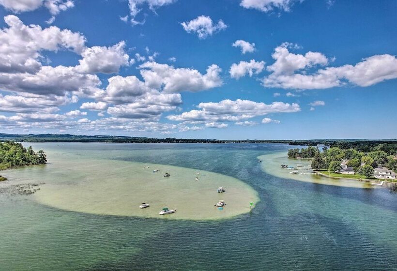 Charming Tiny Cottage 5 W/ Crooked Lake Access!