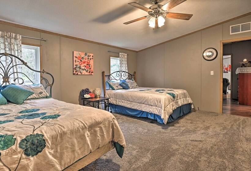 Charming White Lake Homestead W/ Fire Pit!