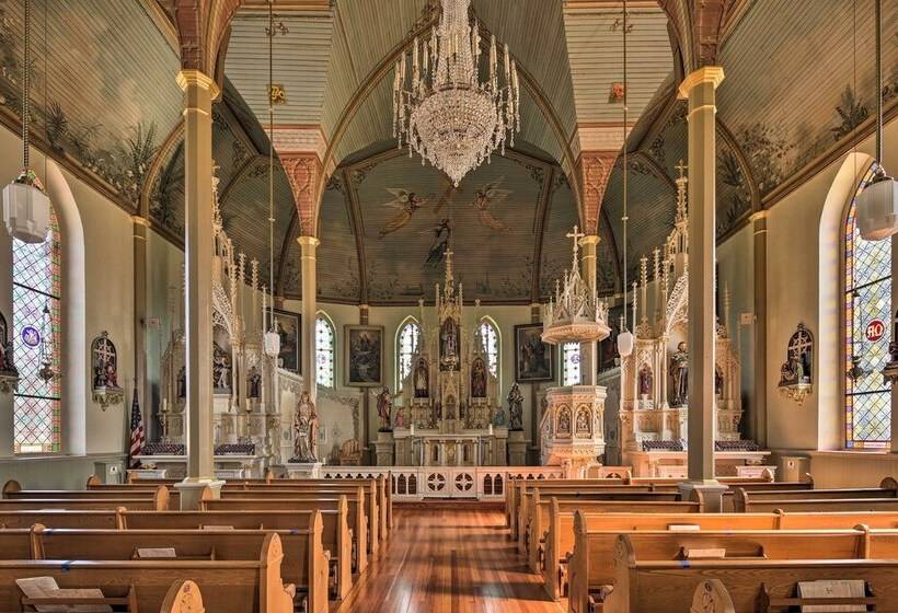 Peaceful Schulenburg Farmhouse W/ Fire Pit & Grill