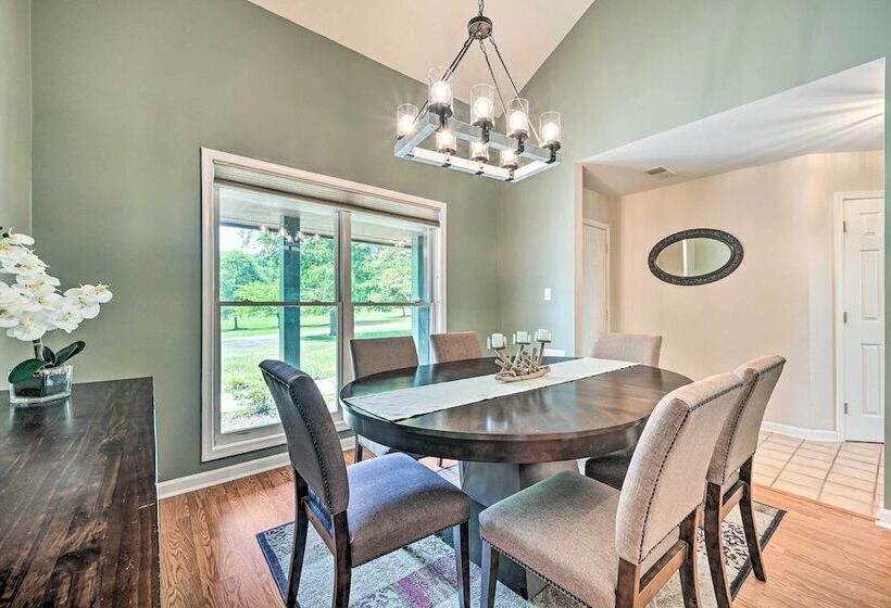 Chic Hedgesville Cabin W/ Golf Course Views!