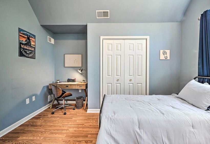 Chic Hedgesville Cabin W/ Golf Course Views!