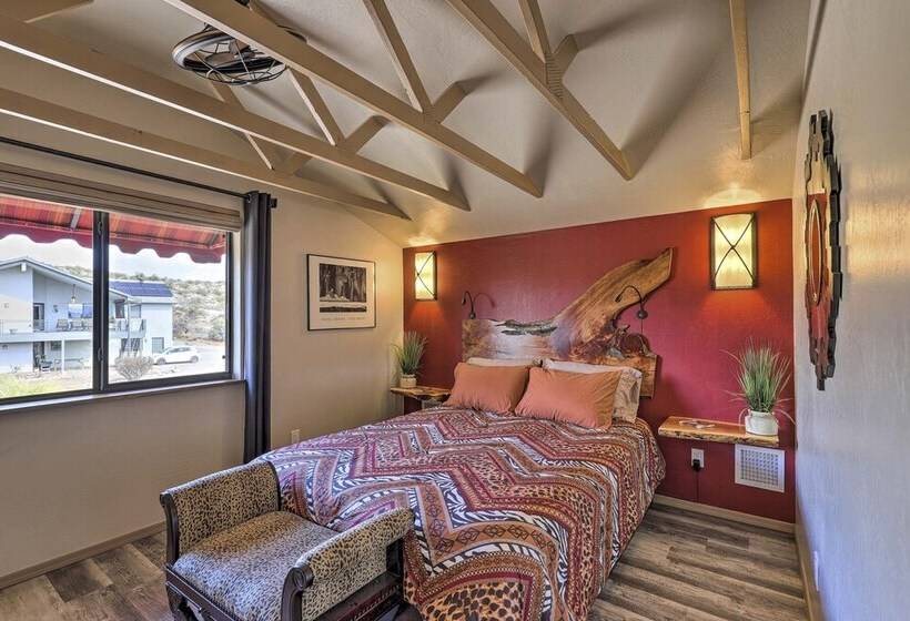 Wine Country Retreat In Cornville: Hot Tub & View