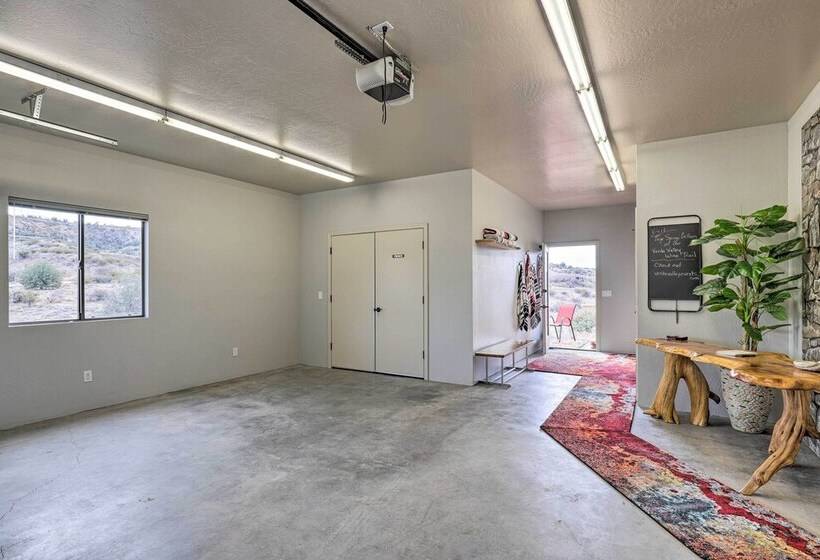 Wine Country Retreat In Cornville: Hot Tub & View