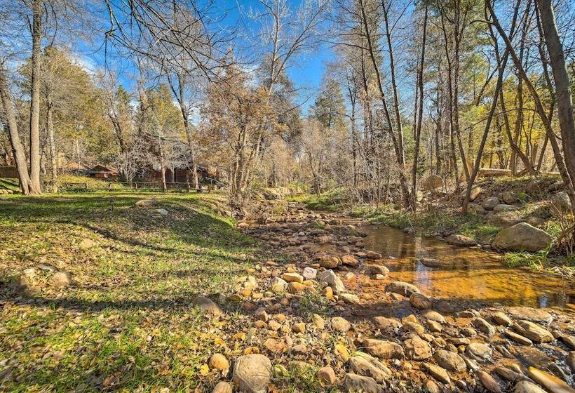 Cozy Cabin Retreat W/ Patio & Fenced Yard