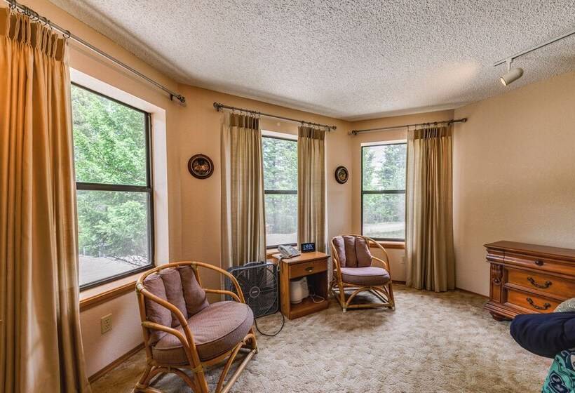 Cloudcroft Mtn Home W/ Patio, Walk To Golf Course!