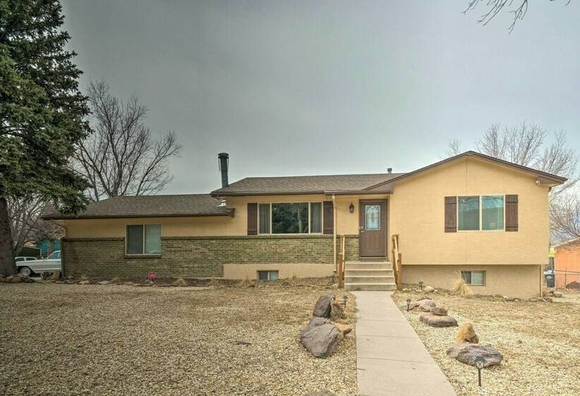 Colorado Springs Home 10 Min To Downtown!
