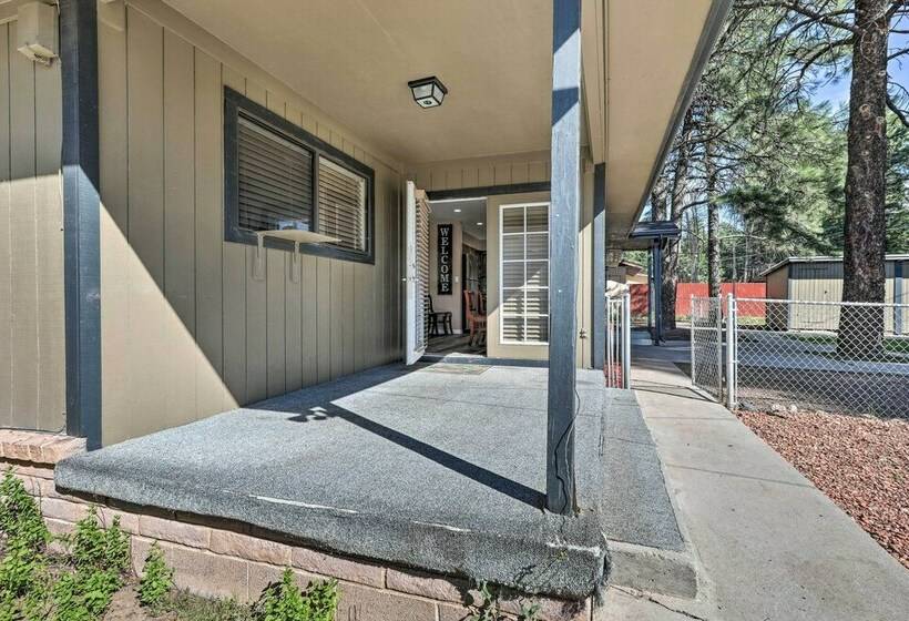 Contemporary Flagstaff Retreat W/ Ponderosas!