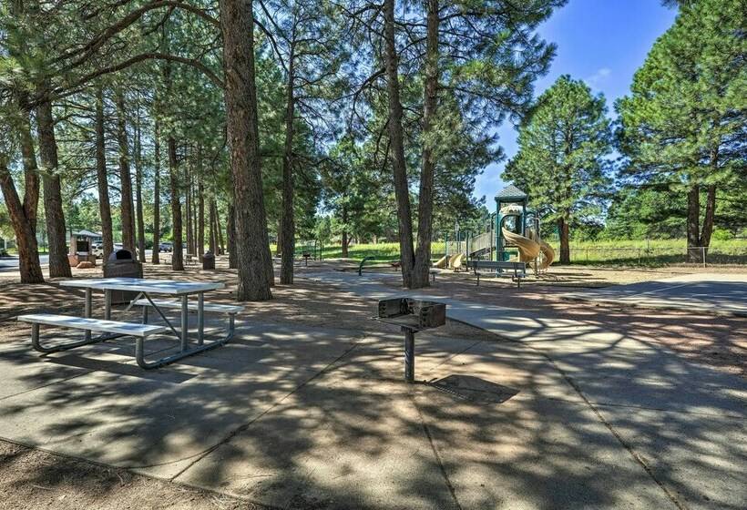 Contemporary Flagstaff Retreat W/ Ponderosas!