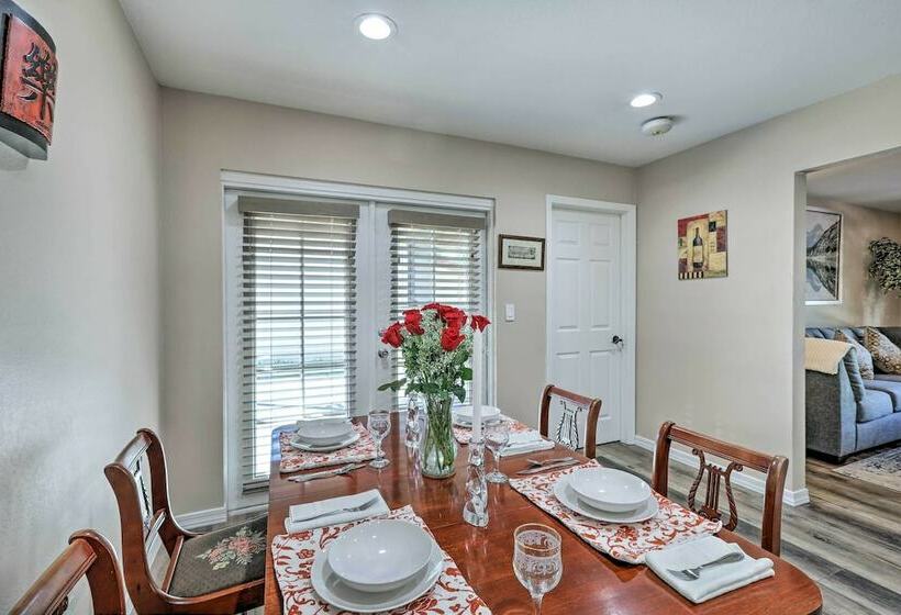 Contemporary Flagstaff Retreat W/ Ponderosas!