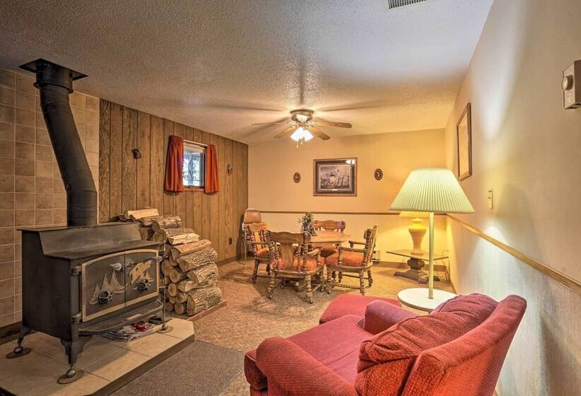 Cozy Black Hills Nature Retreat W/ Private Deck!
