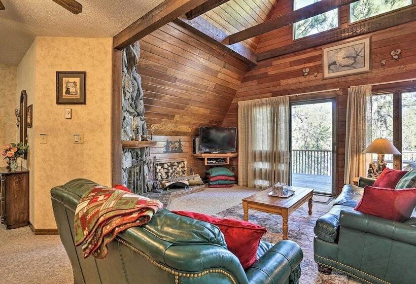 Cozy Black Hills Nature Retreat W/ Private Deck!