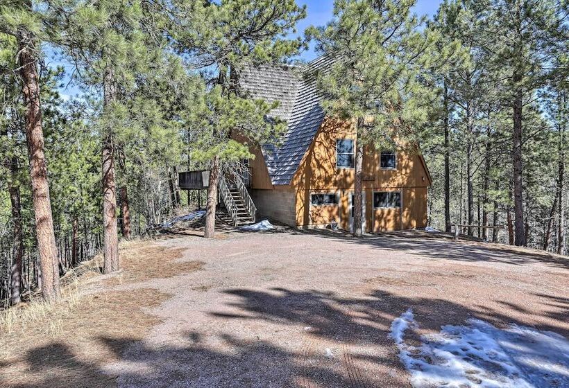 Cozy Black Hills Nature Retreat W/ Private Deck!