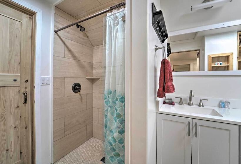 Rustic Soda Springs Cabin < Half Mi To Ski Resort