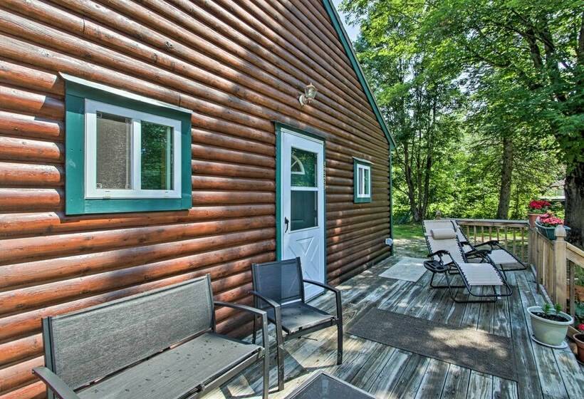 Cozy Cabin Retreat ~ 2 Mi To White Mountain Skiing