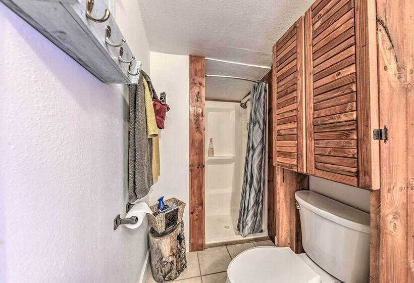 Cozy High Rolls Cottage Near Hiking Trails!