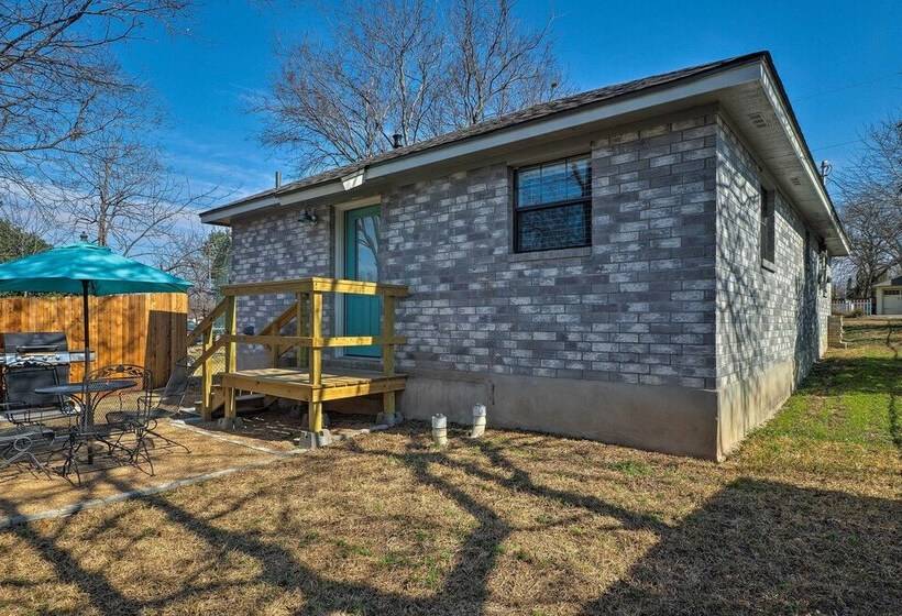 Cozy Home Blocks To Georgetown Square & Su!