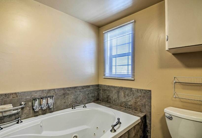 Cozy Home W/ Canyon Views: 2 Mi To Grand Staircase