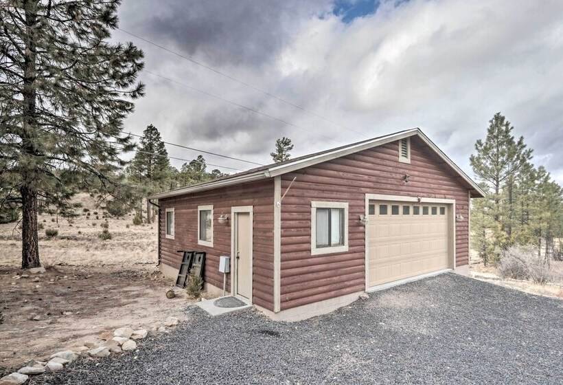 Cozy Heber Overgaard Cabin W/ Fire Pit, Game Room!