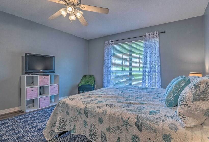 Home 10 Mi To Downtown Pensacola: Pets Welcome!