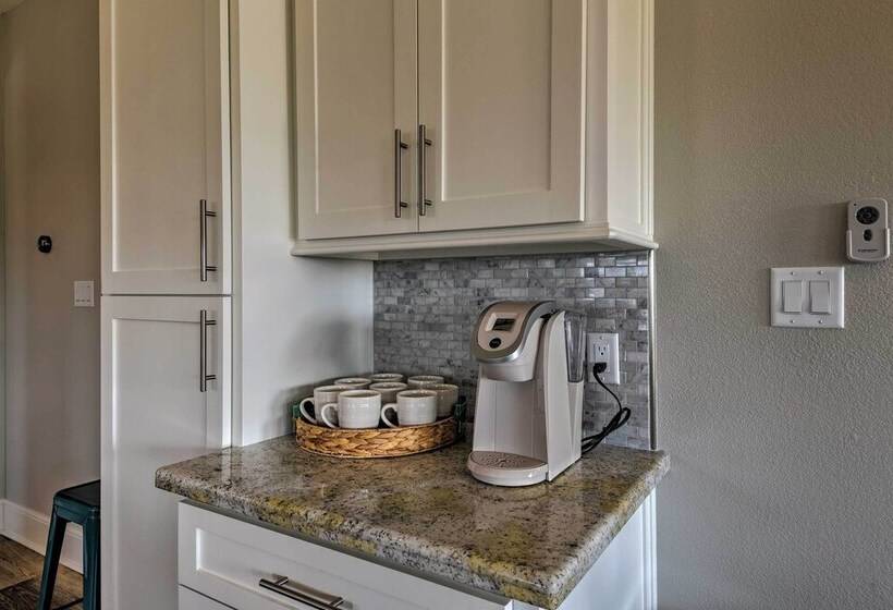 Deck & Ocean Views: Home In Crystal Beach!