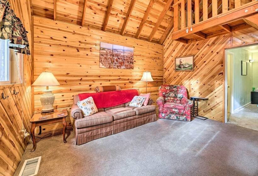 Cute Pinetop Cabin W/ Gas Grill   Hike & Golf!